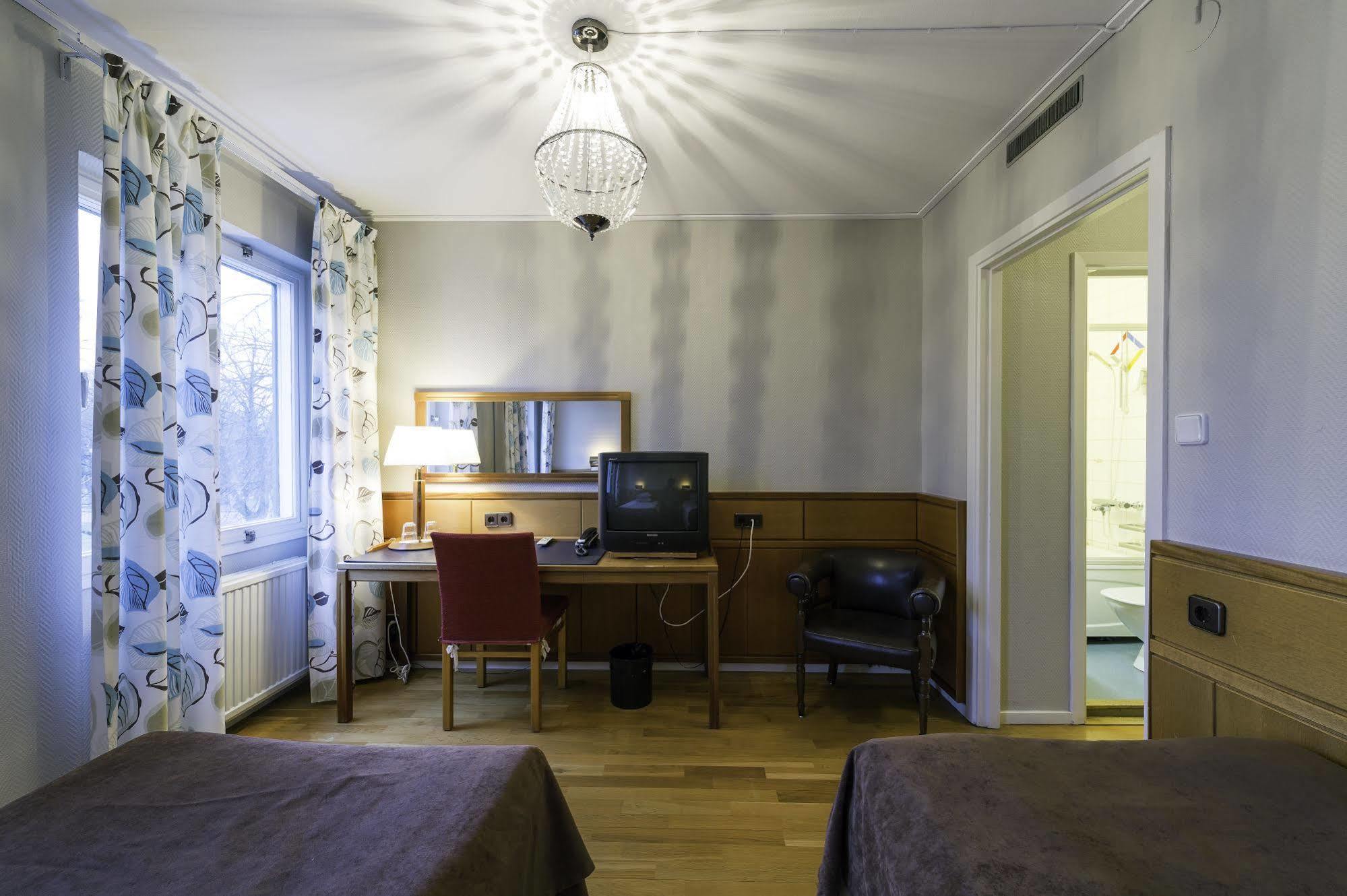 Stadshotellet Lidkoeping Extérieur photo
